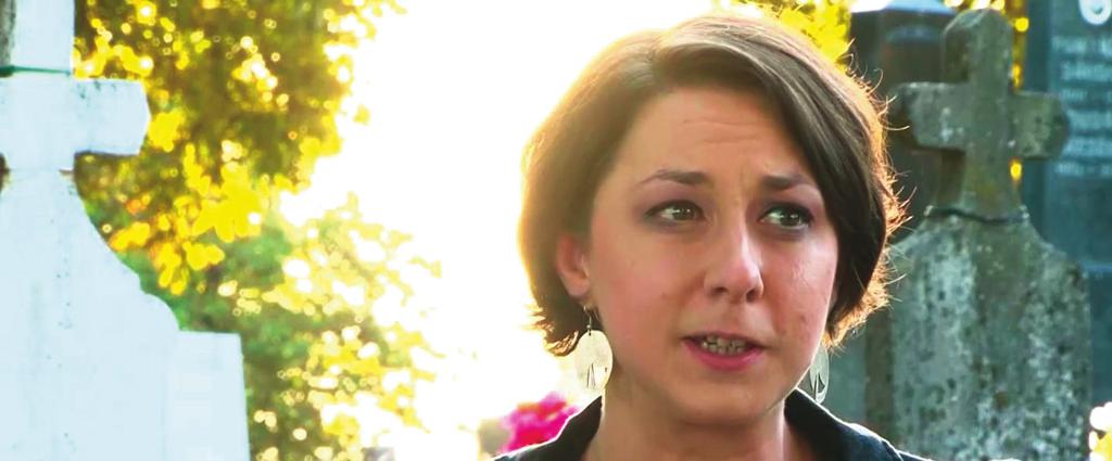 lenyűgöző, hosszú beszélgetésekben a pultnál, és a reggeliért cserébe életük történeteit és egyedi nézeteiket kínálják fel nekünk, olvasóknak.