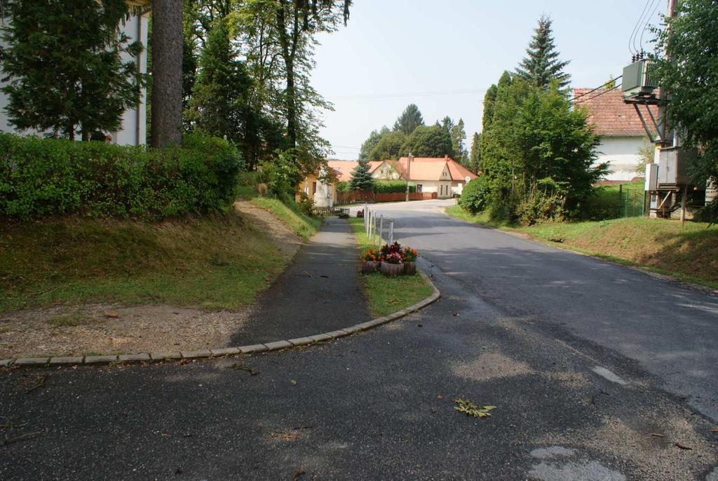 A településkép formálására vonatkozó ajánlások 33 UTCÁK, TEREK Hegyhátszentjakab úthálózata egy fő utca húzódik végig, ez északkelet-délnyugati irányban keresztülhalad a településen.