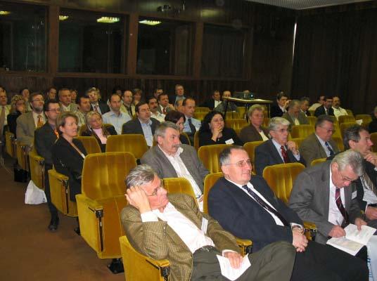 22 A SEBÉSZET ÚJ GENERÁCIÓJA A NOTES TECHNIKA Beszámoló az elsõ hazai szimpóziumról 2008.