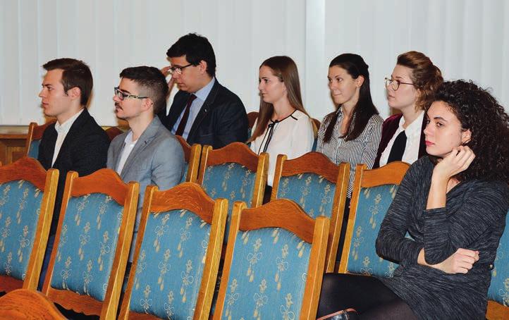 A beszámolási időszakban sem az alapellátások, sem a járóbeteg szakellátás alapstruktúrájában és területi ellátási kötelezettségében nem volt lényeges változás.