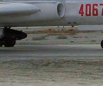 A H 6 bombázógép alatt felfüggesztett űrrepülőgép fotót a Military Technology című folyóirat már a 2008/11-es számában közölte. A cikkhez mellékelt ábrák nyilván már akkor rendelkezésre álltak.