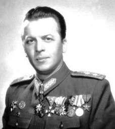 1953 júliusában az egységes Belügyminisztérium I. (Államvédelmi) Főcsoportfőnökség II. Osztálya lesz a hírszerzés, Gazdik Gyula alezredes vezetése alatt. Az osztályt 1955.