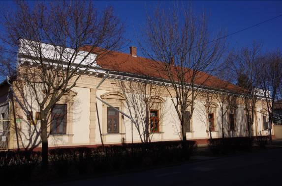 H-11 (H-64) Kossuth L. út 7. Óvoda hrsz.
