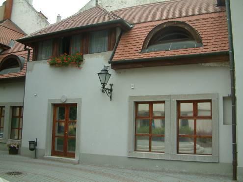 épület példák