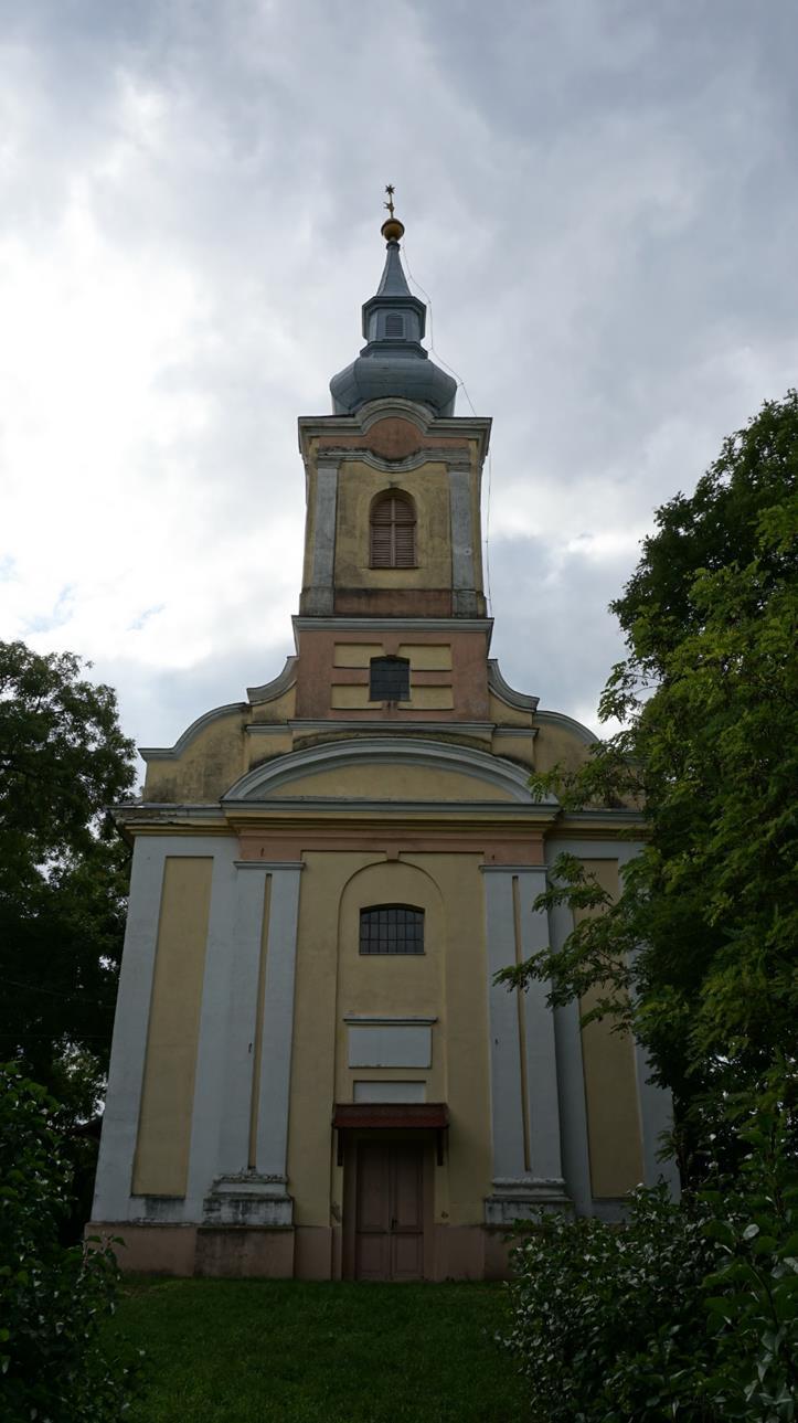 1616 Református templom 1720-ban a Nógrád megyei Orosziból származó református nemesek lakták Várkonyt, majd 1733-ban Bars Vármegyéből érkeztek új telepesek, részben római katolikus vallású tótok,
