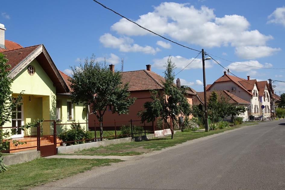 3030 TELEPÜLÉSKÖZPONT TELEPÜLÉSRÉSZ Tiszavárkony belterületének Tisza melletti részén a történelmileg kialakult településszerkezetű terület magja,