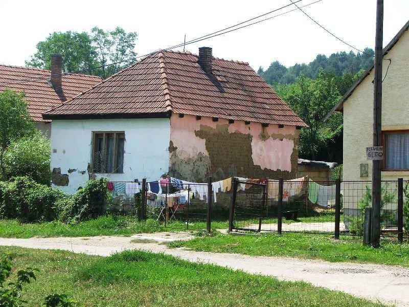 Alexandra)