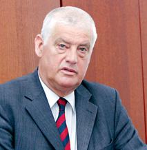 BANKARSTVO 65 JULIO KURUC, PREDSJEDNIK UPRAVE PODRAVSKE BANKE Velika pažnja posvećena praćenju plasmana Udio bruto kredita stanovništvu u odnosu na ukupne bruto kredite klijentima povećan je za sedam
