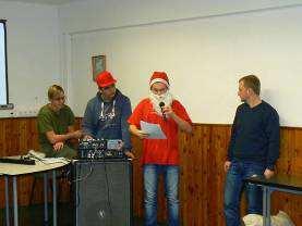 jön j n az