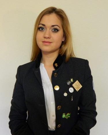 Szabó Réka, a Miskolci Egyetem Egészségügyi Kar (ME-EK) negyedéves orvosi laboratóriumi és képalkotó diagnosztikai analitikus szakos hallgatója.