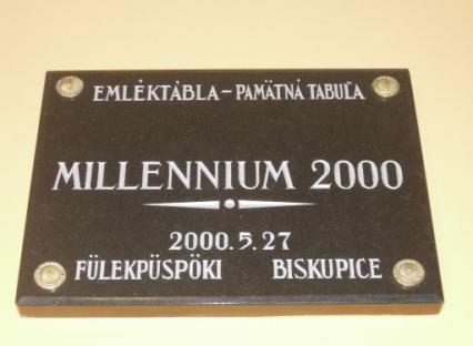 Ďalšou pamiatkou obce je rímskokatolícky kostol sv.