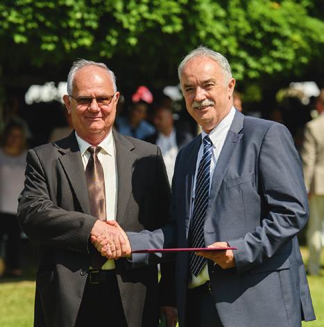 -nek a régóta tartó tenyésztői együttműködést, és gratulálunk a sikeres szerepléshez nemcsak Bolygóért, hanem az öszszetett pontverseny megnyerése okán is.