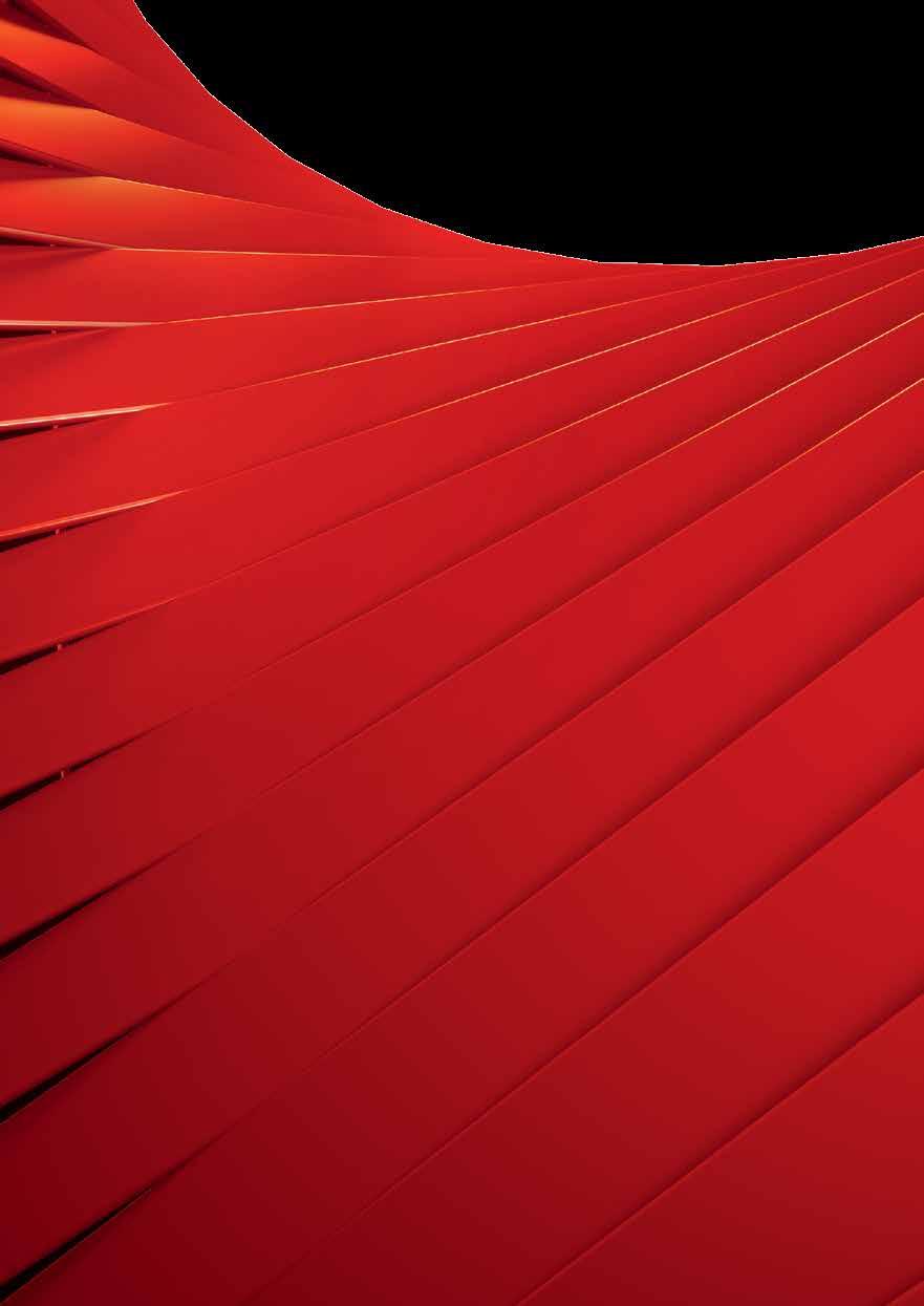 útjában, ha tervei kivitelezéséről van szó, tökéletesen ellenőrzése alatt tartja a divat bibliáját, a Runway Magazine-t, annak munkatársai életét