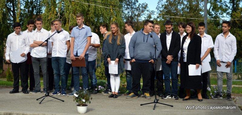 Októberi ünnepeink Október 6-án az aradi