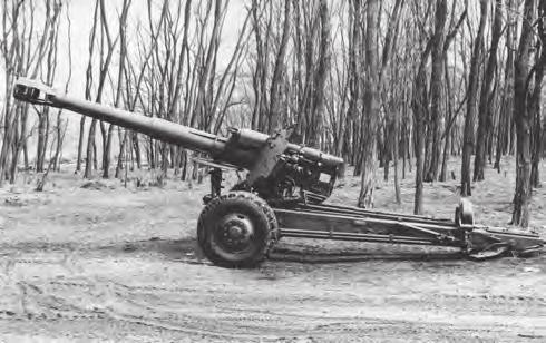 Az eszközt a 90-es évek végén vonták ki a hadsereg hadrendjéből. A kivont eszközöket értékesítették. A 122 mm-es 2Sz1 önjáró tarack Gvozgyika szovjet eredetű fegyver.