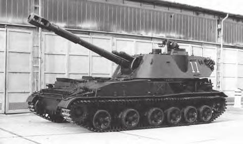 A 20 mm-es 71M fedélzeti légvédelmi gépágyú (17. ábra) spanyol svájci eredetű fegyver. Az MN-ben az AM folyami hajóra épített fedélzeti fegyverként rendszeresítették 1980- ban.