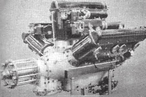 1924-ben a fejlesztés eredményeként megszületett a 240 Le-s BMW IV típusú hathengeres változat. A BMW A.