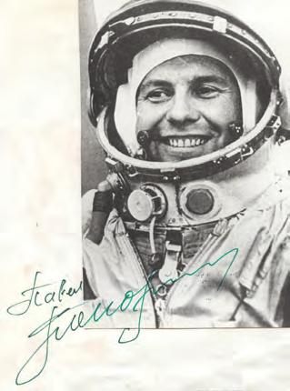 Űrtechnika 28. ábra. Pavel Popovics volt az első, akinek törölték az űrrepülését, 1961. november 2-án 29. ábra. Valentyina Ponomarjova értelmiségi mivolta miatt nem felelt meg a szovjet propaganda céljainak.