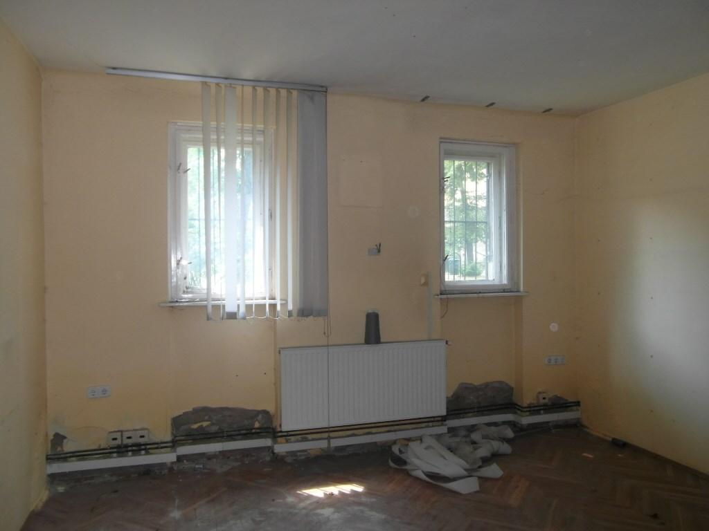 CITY-FORM 2000 KFT Ingatlanközvetítő és Értékbecslő 1037 Budapest, Farkastorki út 25/c