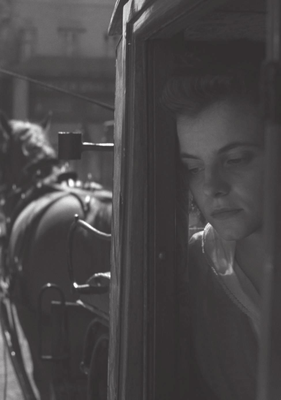 special scenes of a work that does not yet exist can greatly assist the later production and sales of the film.
