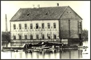 sarok) A kaszinó 1879-ben (volt