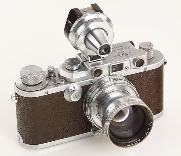 A képrögzítés fejlődése A Kodak által bevezetett újítások és üzleti modell a fotográfiát a tehetősebbek szórakozásából, illetve különleges státuszából köznapivá és szinte bárki számára elérhetővé