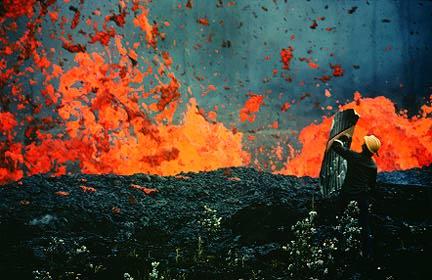 Vulkanizmus: amikor robban a magma Miért? Harangi Sz. (2006-2009): Bevezetés a kőzettanba 4.