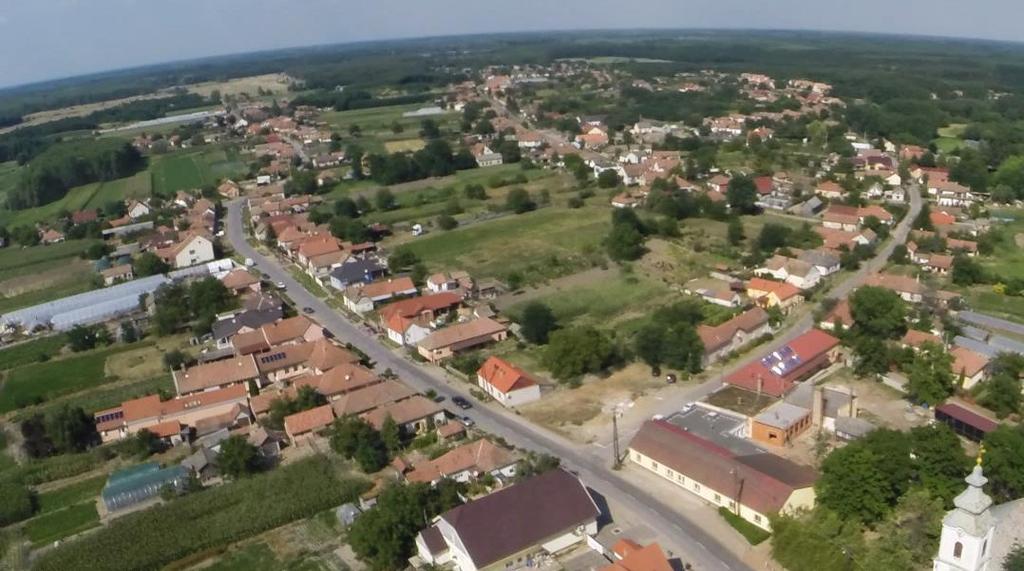 Általános településkép, településkarakter A településszerkezet és a település karakterének eleme a község úthálózata.