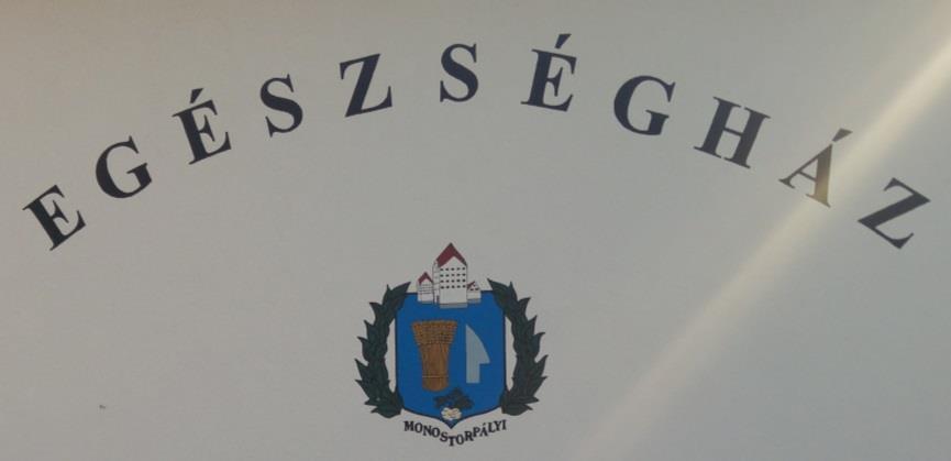 a reklámfelületek, a cégérek is ugyanúgy