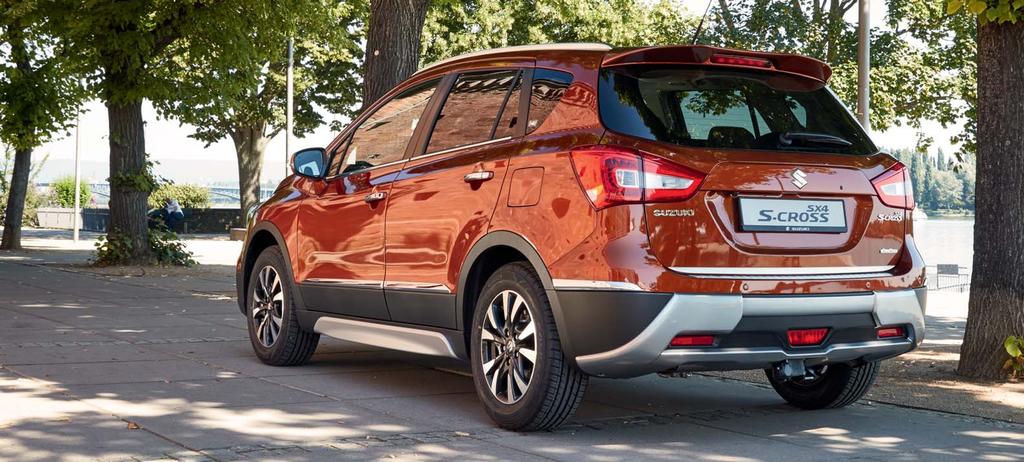 CSOMAGOK Élesebb forma Az SX4 S-CROSS már önmagában is egy meggyőző csomag.