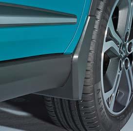 990E0-54P07-000 2 Side body moulding small
