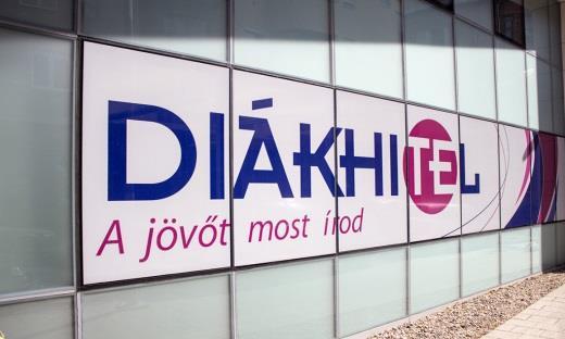 A stratégia felépítése Célcsoportok A lakosság valamennyi korcsoportját,