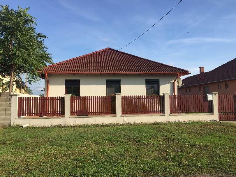 anyaghasználat,