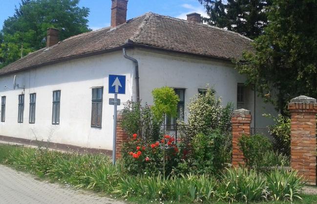 Tégla oszlopos