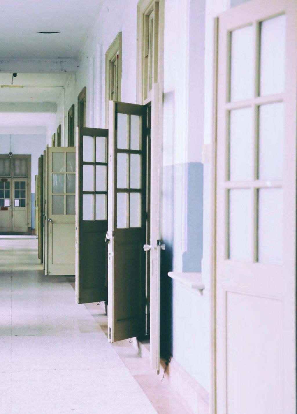 Ruhaipari technikus szakgimnázium 4 + 1 év Kecskeméti SZC Kandó Kálmán Szakgimnáziuma és Szakközépiskolája Kecskeméti SZC Virágh Gedeon Szakgimnáziuma és Szakközépiskolája Mit kell tudni a ruhaipari