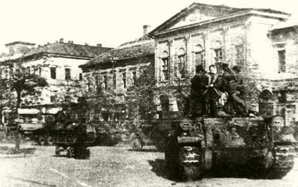 Szovjet T 34/85 harckocsik