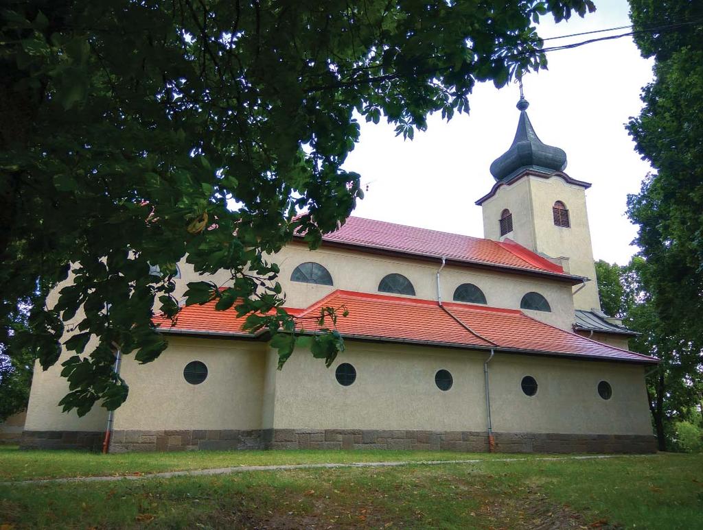 3 ÖRÖKSÉGÜNK RÓMAI KATOLIKUS TEMPLOM A falu első temploma vélhetően 1288-ban épült, melyet a török pusztítás után újraépítettek.