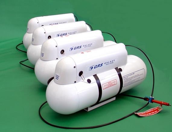 44.ábra A GRS 750, 840, 960, 1200 változatai [89.] Amikor a kupola a repülőgépe felett 18 méter magasan kinyílik, a rakéta mozgási energiájánál fogva tovább repül, és leválik a kupoláról.