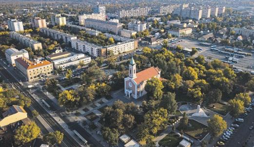 csepeli hírmondó ÖNKORMÁNYZAT 3 beszélnek. A gépjárműlopások száma 82, a lopásoké 58, a betöréseké 51, a rongálásoké 40 százalékkal csökkent 2013 óta.