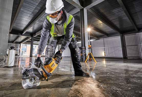 54 V XR FLEXVOLT UNIVERZÁLIS VÁGÓGÉP DCS690 Az XR FLEXVOLT termékcsalád legújabb