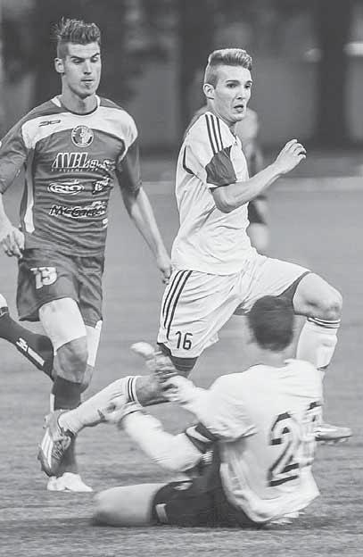 www.sport.sk FUTBAL 13 TELEGRAM Šláger kola medzi vedúcou dvojicou zo Zvolena a Michaloviec sa skončil bez víťaza a bez streleného gólu.