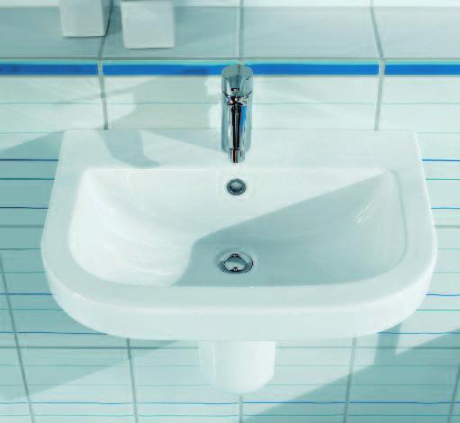A választék részét képezi a CleanFlush, nyitott gyűrűs fali-wc, amely megfelelő vízhálózat esetén a szemben a hagyományos WC-kkel, amelyek 3/6 literrel öblítenek, alkalmas a 3/4,5 literes re is.