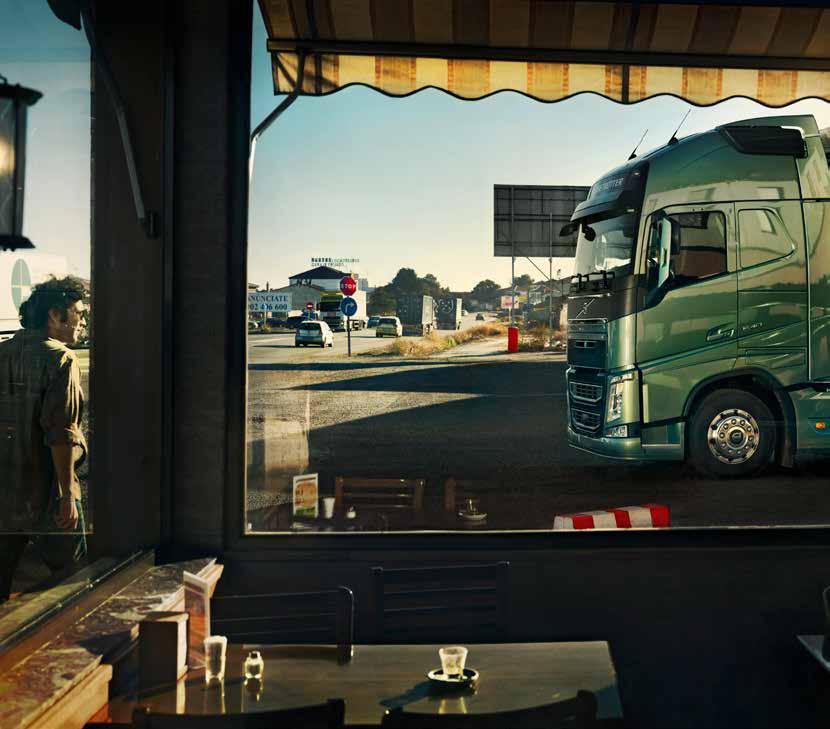 MY TRUCK Üdvözöljük az Ön fülkéjében! Mindig kellemes klímába térjen vissza! Nem kell a fülkében tartózkodnia a légkondicionáló rendszer működtetéséhez.