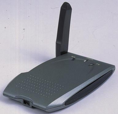 Beállítása egyszerû a hozzá kapott Wireless LAN Monitoring Utility programmal ezt kézzel kellett telepíteni a CD-rôl.