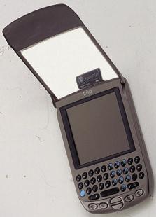 TESZT: 6 PDA MOBIL VILÁG Mûszaki és kereskedelmi adatok Gyártó, típus Asus MyPal A600 Compaq Sony Clié Sony Clié T625C ipaq PC H3800 PEG-NR70V Handspring Toshiba e310 Treo 90 Webhely www.asus.com www.