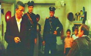 DVD-AJÁNLÓ KORONGOK ÉS KÖTETEK A tanú Nyugaton a helyzet fokozódik... Na de elvtársak, Pelikán egy igazi kommunista!