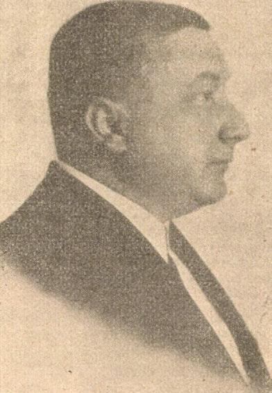 Tudatában volt saját értékének, avatottságának, s ezt az értéket nem heve r rtetle parlagon, hanem tiszteletreméltó szorgalommal cs bámulatos kitartással