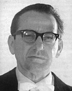 és Temesváry Jánosnál (brácsa). 1949-ben Prágában Alois Hába mesterkurzusának hallgatója; 1959-ben több ízben a darmstadti Ferienkurse für neue Musik tanfolyamain tökéletesítette tudását.