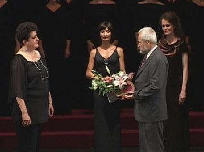 Kirkósa Júlia köszöntése a Kolozsvári Magyar Operában (2011. VI. 25.