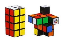 2. fejezet A Rubik torony A Rubik torony bemutatása, problémák a kirakással A Rubik torony látszólag olyan, mintha két 2 2 2-es kocka lenne egymáson; elforgatás után viszont kevesen gondolnák, hogy